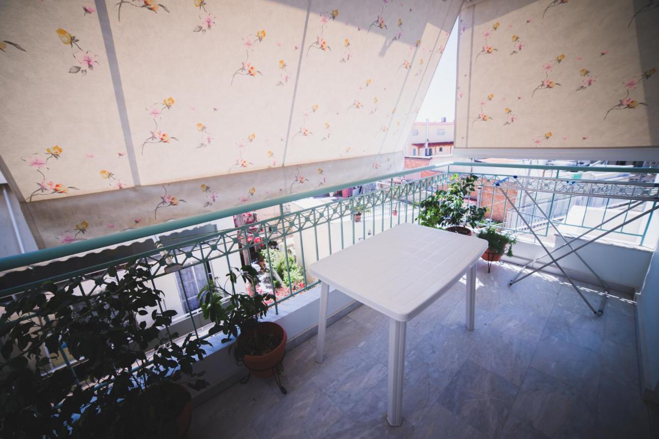Apartment On Nikaias 5C Patras Ngoại thất bức ảnh
