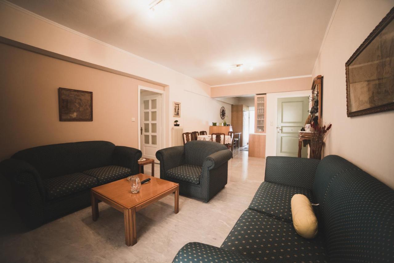 Apartment On Nikaias 5C Patras Ngoại thất bức ảnh