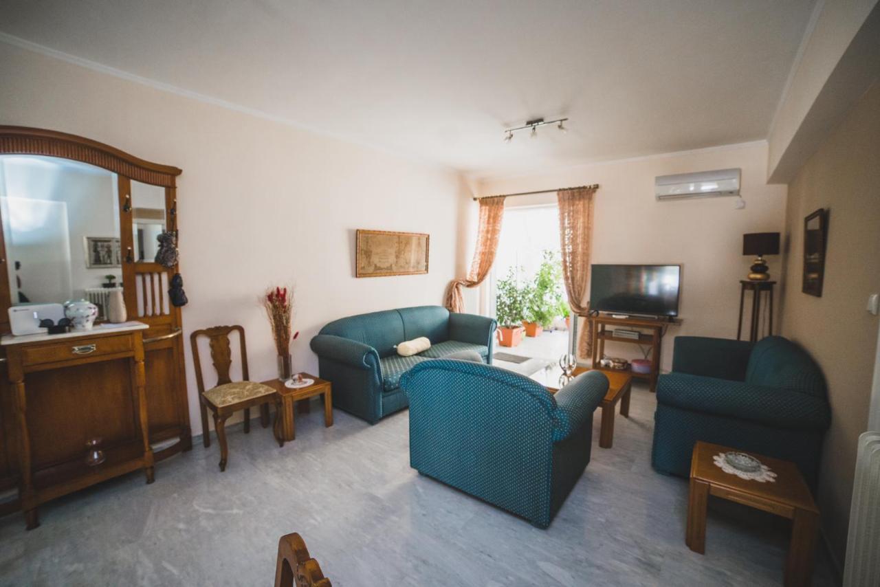 Apartment On Nikaias 5C Patras Ngoại thất bức ảnh